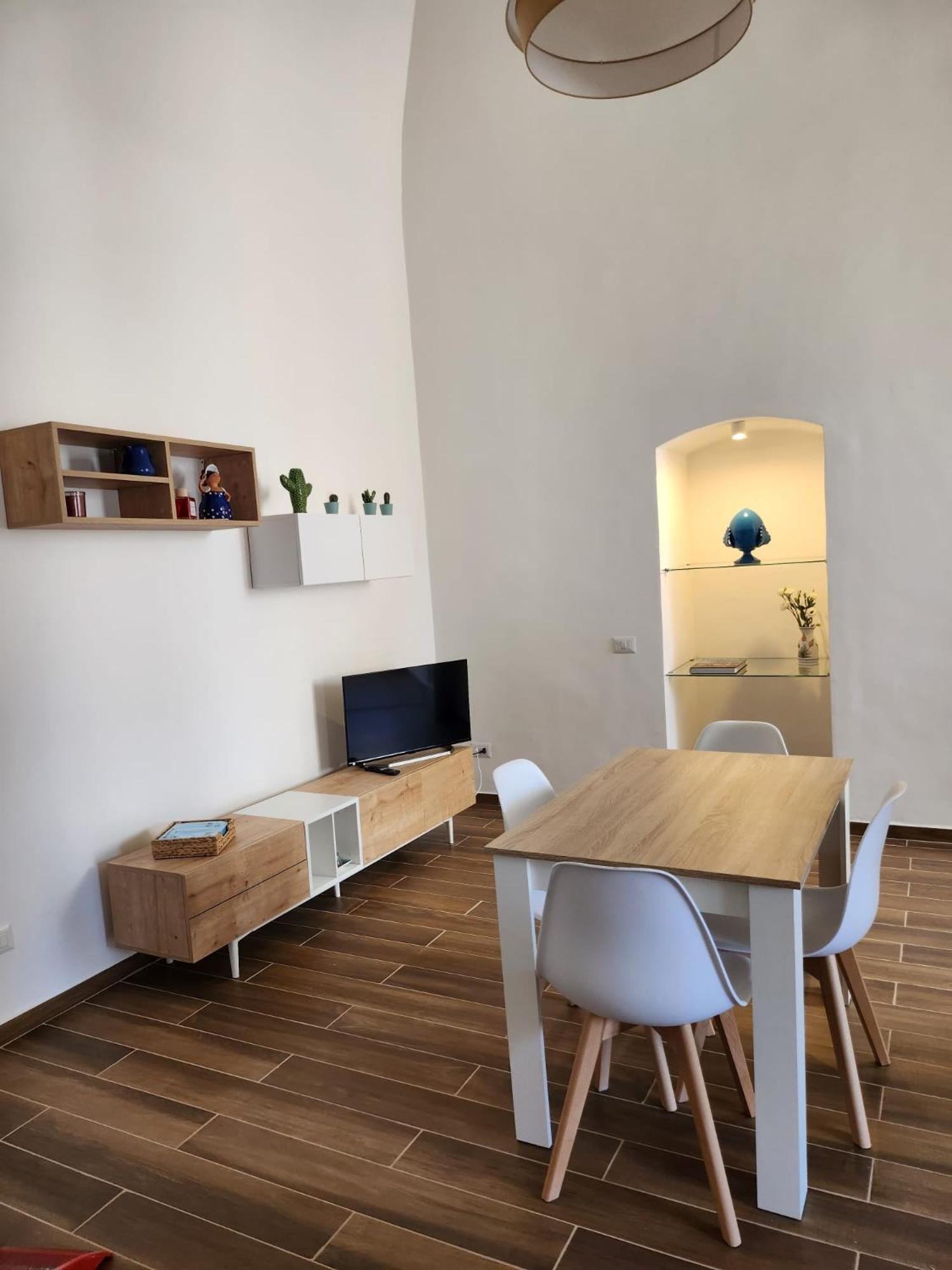 Appartamento Palazzo Manzoni *